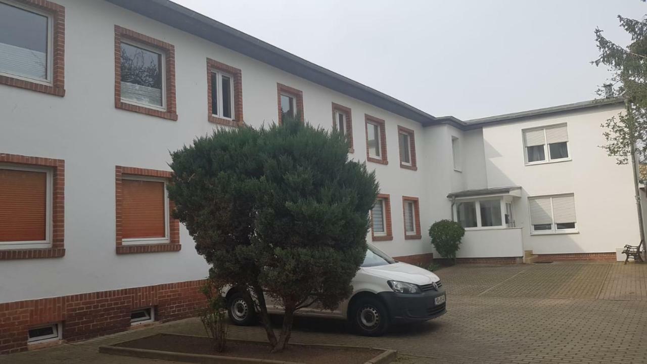 Abc-Monteurzimmer มัคเดอบวร์ก ภายนอก รูปภาพ